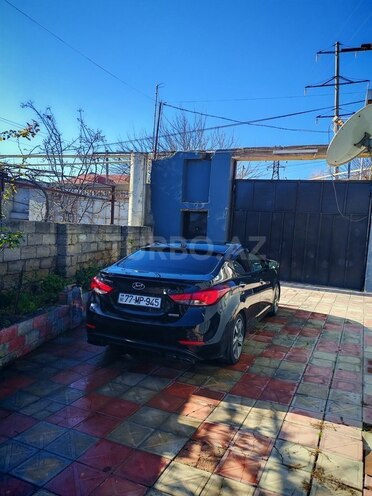 Hyundai Elantra 2015, 156,983 km - 1.8 л - Bakı