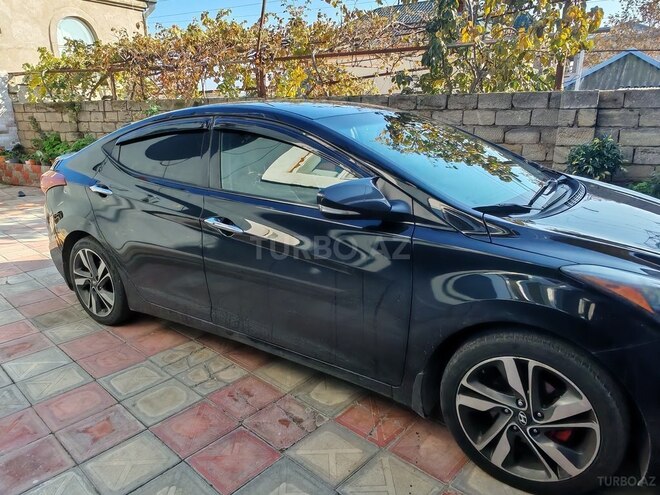 Hyundai Elantra 2015, 156,983 km - 1.8 л - Bakı
