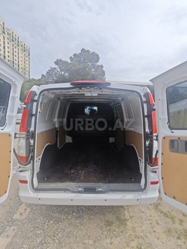 Mercedes Vito 115 2010, 217,000 km - 2.2 l - Bakı