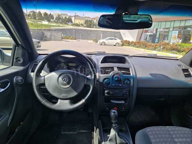 Renault Megane-5