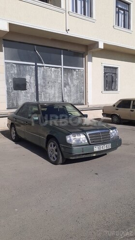Mercedes E 300 d 1990, 123,456 km - 3.0 л - Quba