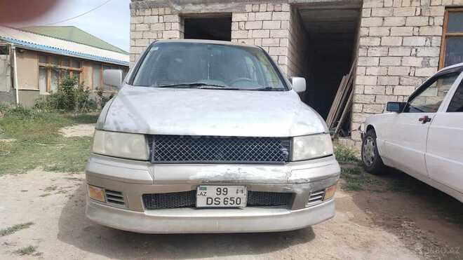Mitsubishi Chariot 2002, 213,687 km - 2.4 л - Sumqayıt
