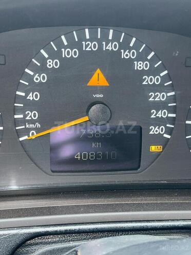 Mercedes E 200 2002, 408,313 km - 2.0 l - Quba
