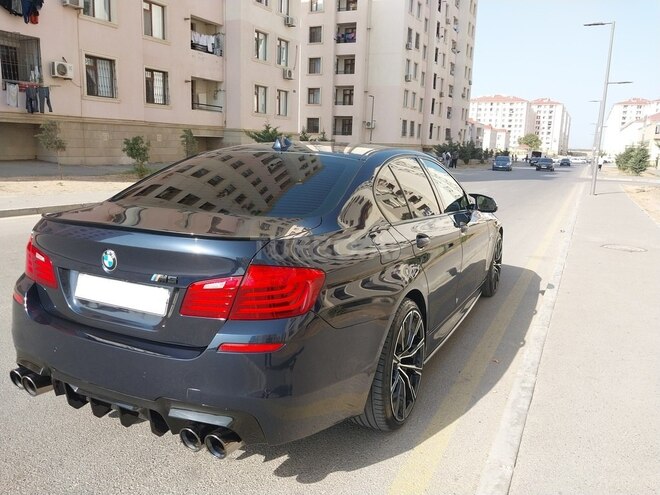 BMW 528 2014, 180,000 km - 2.0 l - Bakı