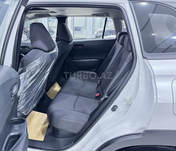 Toyota Corolla Cross 2025, 0 km - 2.0 l - Bakı