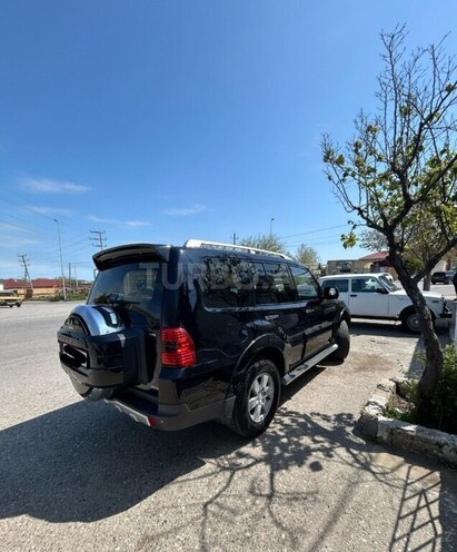 Mitsubishi Pajero 2008, 272,000 km - 3.0 l - Bakı