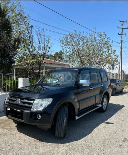 Mitsubishi Pajero 2008, 272,000 km - 3.0 l - Bakı