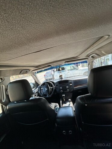 Mitsubishi Pajero 2008, 272,000 km - 3.0 l - Bakı