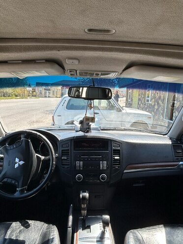 Mitsubishi Pajero 2008, 272,000 km - 3.0 l - Bakı