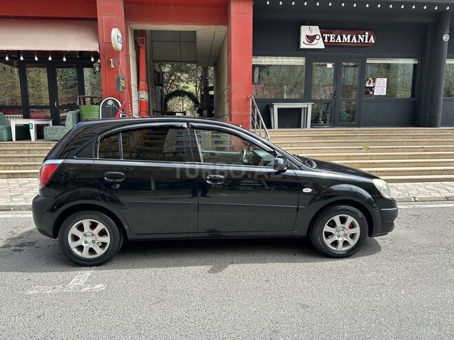 Kia Rio 2009, 286,000 km - 1.4 l - Bakı