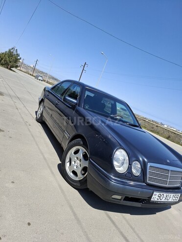 Mercedes E 230 1997, 384,000 km - 2.3 l - Bakı