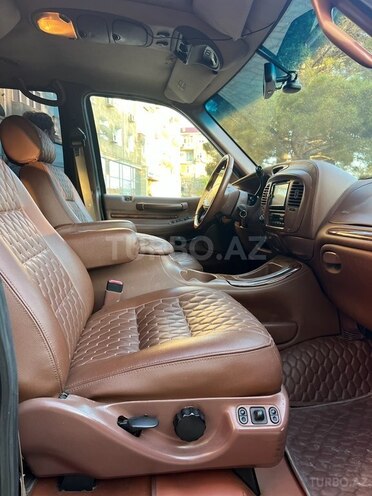 Lincoln Navigator 1998, 149,650 km - 5.4 l - Sumqayıt