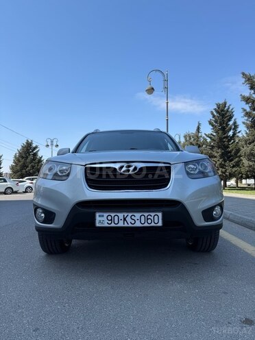 Hyundai Santa Fe-1