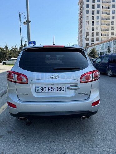 Hyundai Santa Fe-6