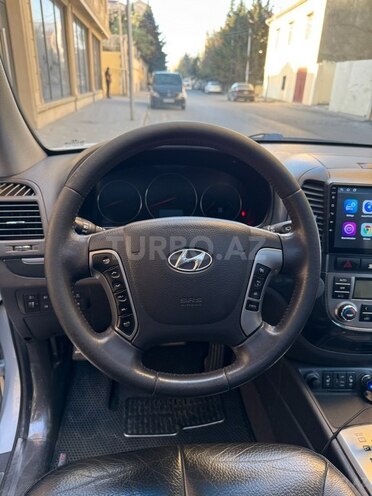 Hyundai Santa Fe-8