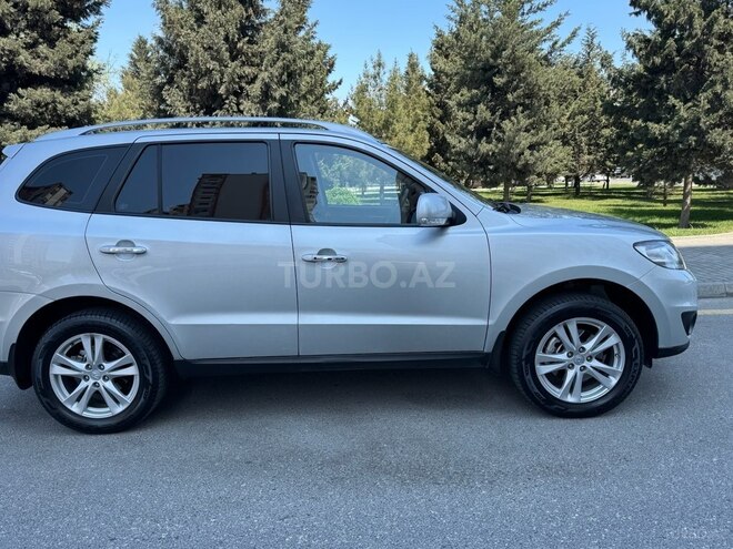 Hyundai Santa Fe-4