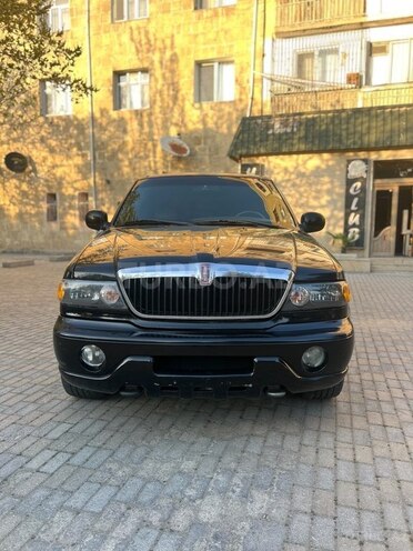 Lincoln Navigator 1998, 149,650 km - 5.4 l - Sumqayıt