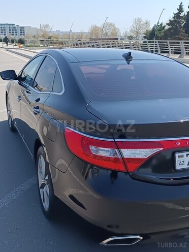 Hyundai Grandeur 2015, 100,000 km - 2.2 л - Bakı