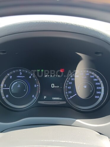 Hyundai Grandeur 2015, 100,000 km - 2.2 л - Bakı