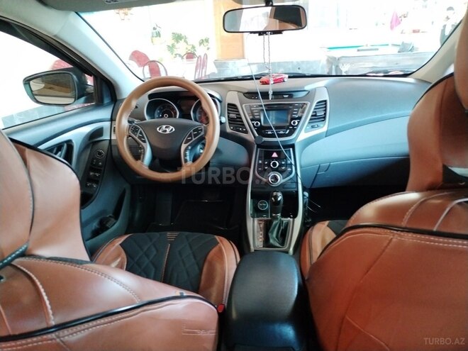Hyundai Elantra 2015, 120,000 km - 1.8 l - Ağcabədi