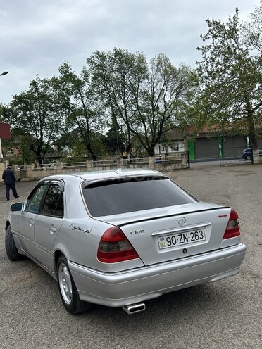 Mercedes C 180 1995, 380,000 km - 1.8 l - Lənkəran