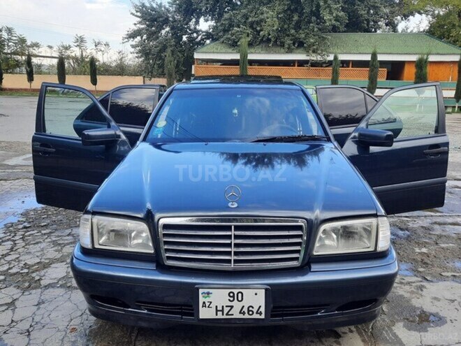 Mercedes C 200 1999, 240,000 km - 2.0 l - Ağcabədi