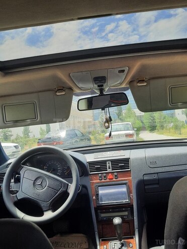 Mercedes C 200 1999, 240,000 km - 2.0 l - Ağcabədi