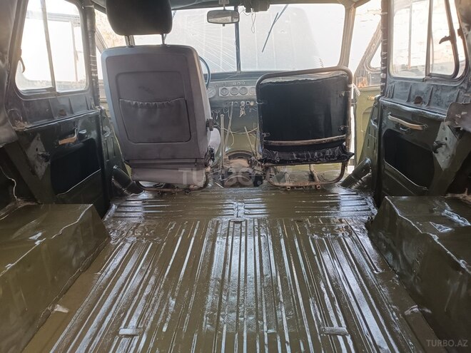 UAZ 469 1985, 500,000 km - 2.4 l - Siyəzən