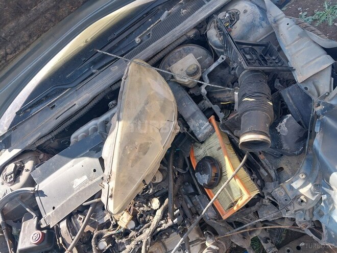 Peugeot 607 2000, 369,768 km - 3.0 l - Gəncə
