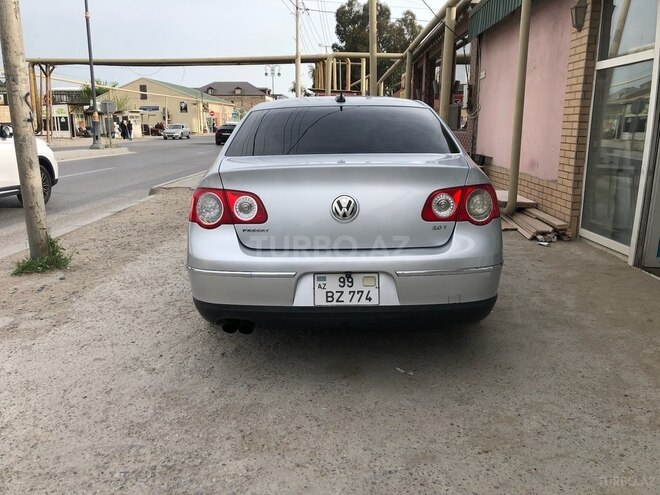 Volkswagen Passat 2005, 235,800 km - 2.0 l - Bakı