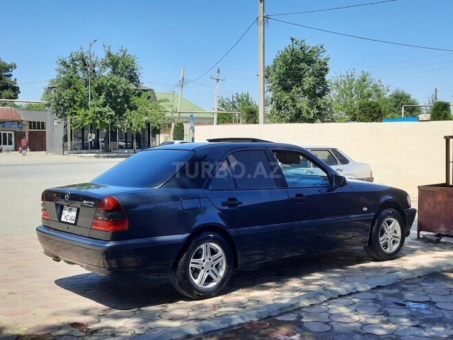 Mercedes C 200 1999, 240,000 km - 2.0 l - Ağcabədi