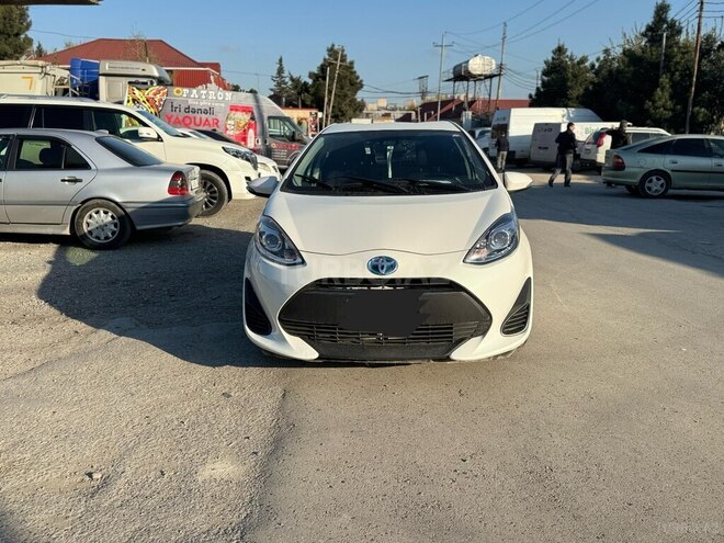 Toyota Aqua 2017, 124,000 km - 1.5 l - Bakı
