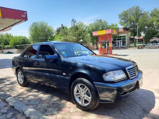 Mercedes C 200 1999, 240,000 km - 2.0 l - Ağcabədi