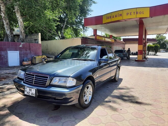 Mercedes C 200 1999, 240,000 km - 2.0 l - Ağcabədi