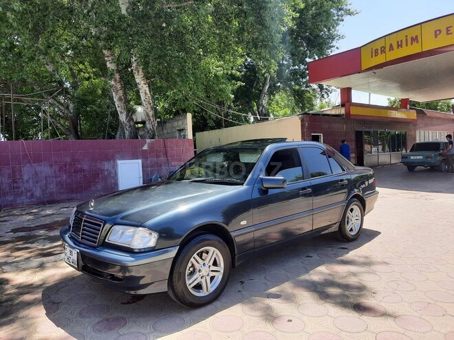 Mercedes C 200 1999, 240,000 km - 2.0 l - Ağcabədi