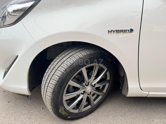 Toyota Aqua 2017, 124,000 km - 1.5 l - Bakı