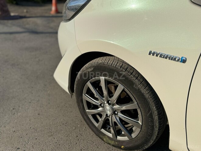 Toyota Aqua 2017, 124,000 km - 1.5 l - Bakı