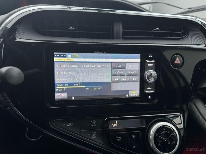 Toyota Aqua 2017, 124,000 km - 1.5 l - Bakı
