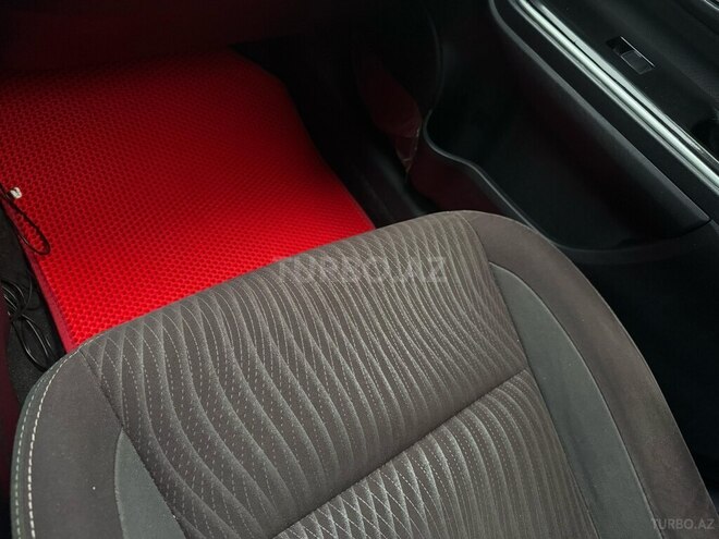 Toyota Aqua 2017, 124,000 km - 1.5 l - Bakı