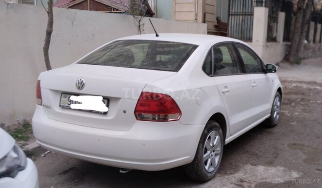 Volkswagen Polo 2013, 137,000 km - 1.6 l - Bakı