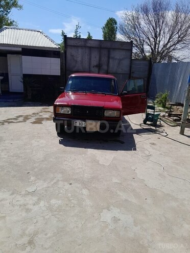 LADA (VAZ) 2107 2005, 50,000 km - 1.6 л - Yevlax
