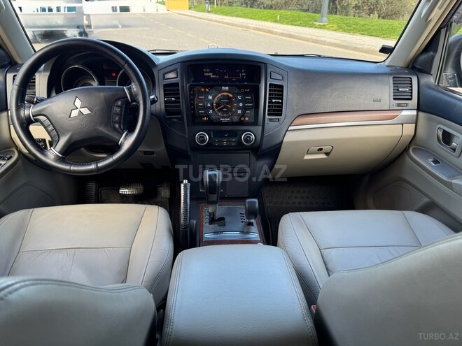 Mitsubishi Pajero 2007, 172,000 km - 3.0 l - Bakı