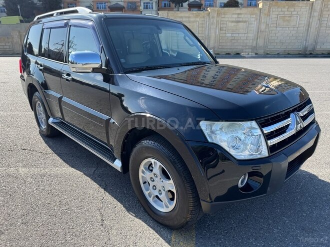 Mitsubishi Pajero 2007, 172,000 km - 3.0 l - Bakı