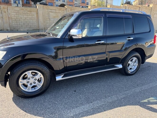 Mitsubishi Pajero 2007, 172,000 km - 3.0 l - Bakı