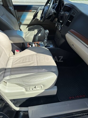 Mitsubishi Pajero 2007, 172,000 km - 3.0 l - Bakı