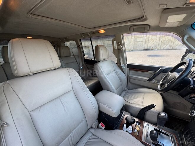 Mitsubishi Pajero 2007, 172,000 km - 3.0 l - Bakı