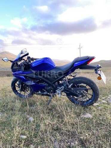 Yamaha R15S-4