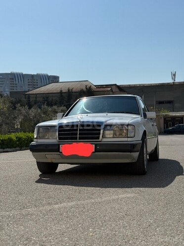 Mercedes E 200 d 1992, 340,000 km - 2.0 л - Bakı