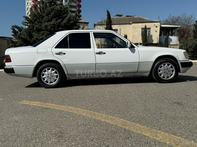 Mercedes E 200 d 1992, 340,000 km - 2.0 л - Bakı