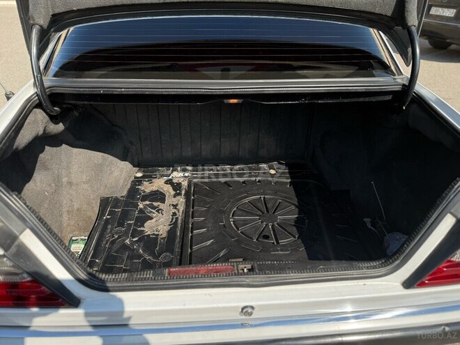 Mercedes E 200 d 1992, 340,000 km - 2.0 л - Bakı